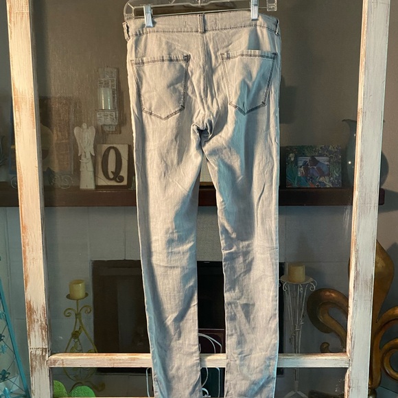 Roxy Jeans - Picture 6 of 6